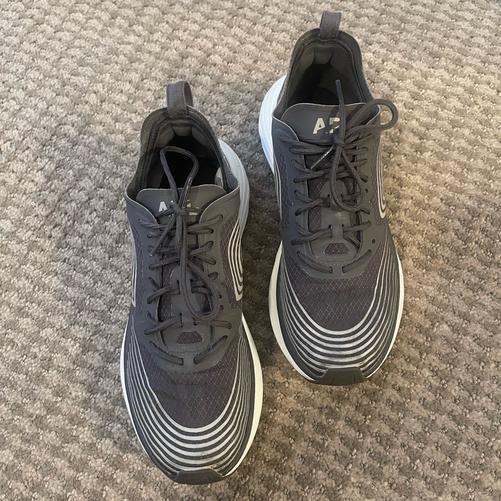 APL Women’s Streamline 7.5